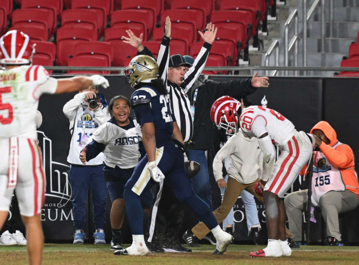 Mater Dei vs St John Bosco CIF Southern Section D1 Final November 24, 2023 Photo-Heston Quan24